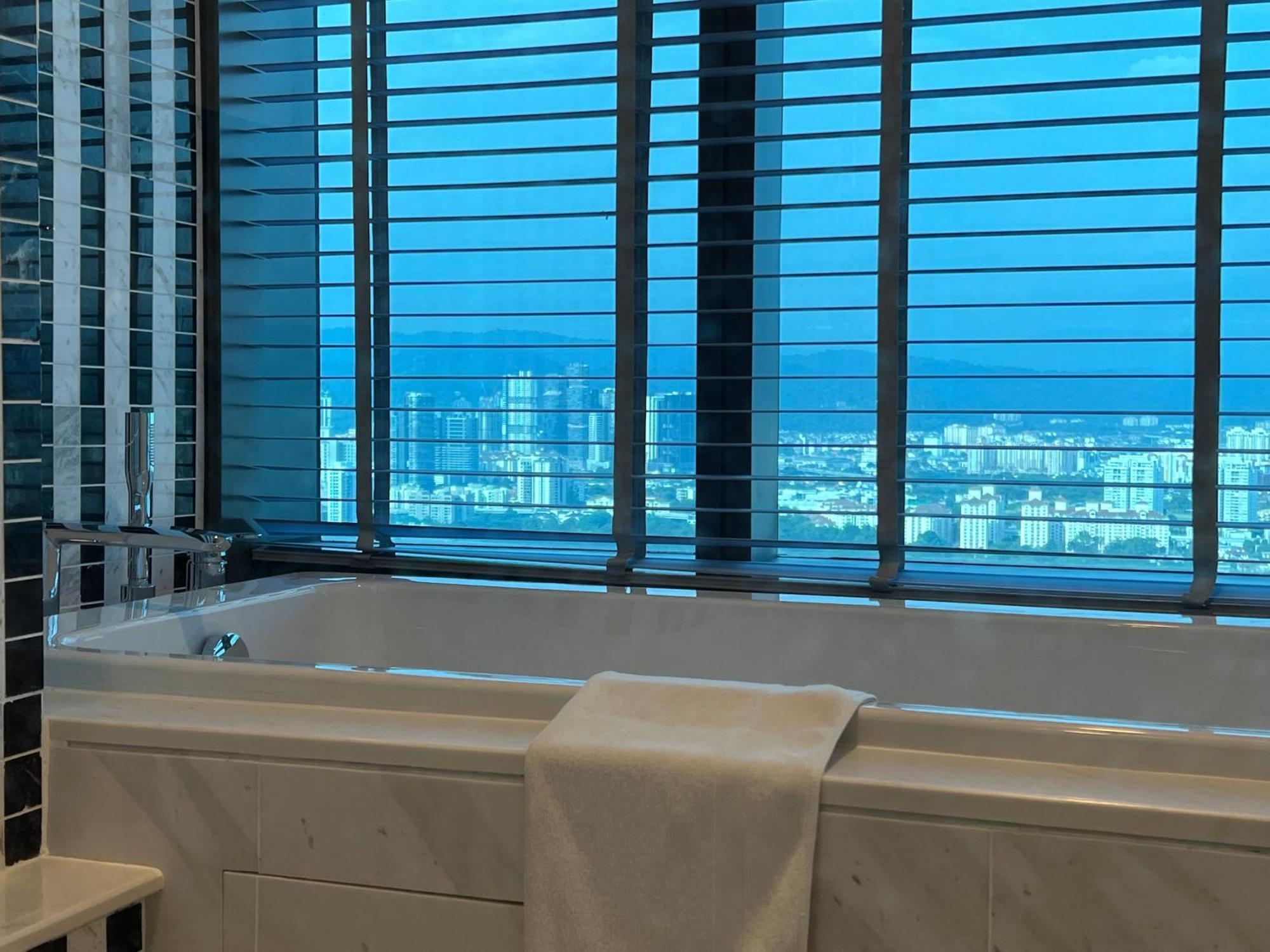 קואלה לומפור Eaton Residence Suites Klcc מראה חיצוני תמונה